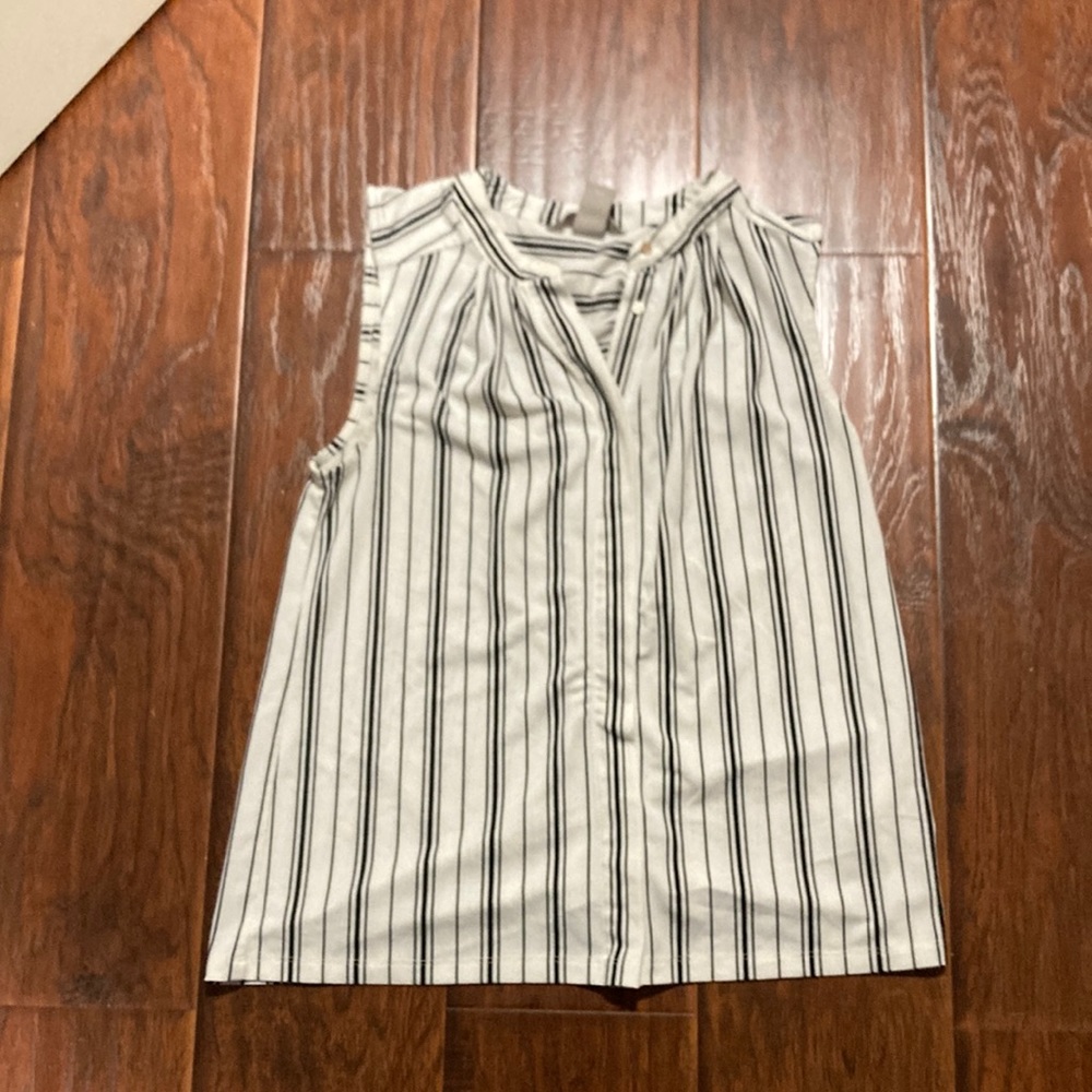 H&M white and black stripes blouse